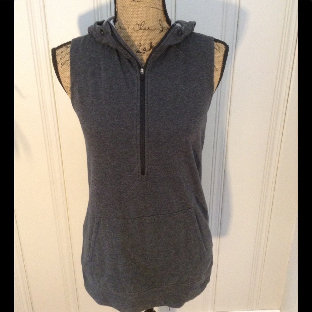 Nike Dri Fit gray sleeveless half zip hoodie